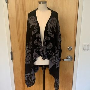 Pretty, classic printed Open Cardigan